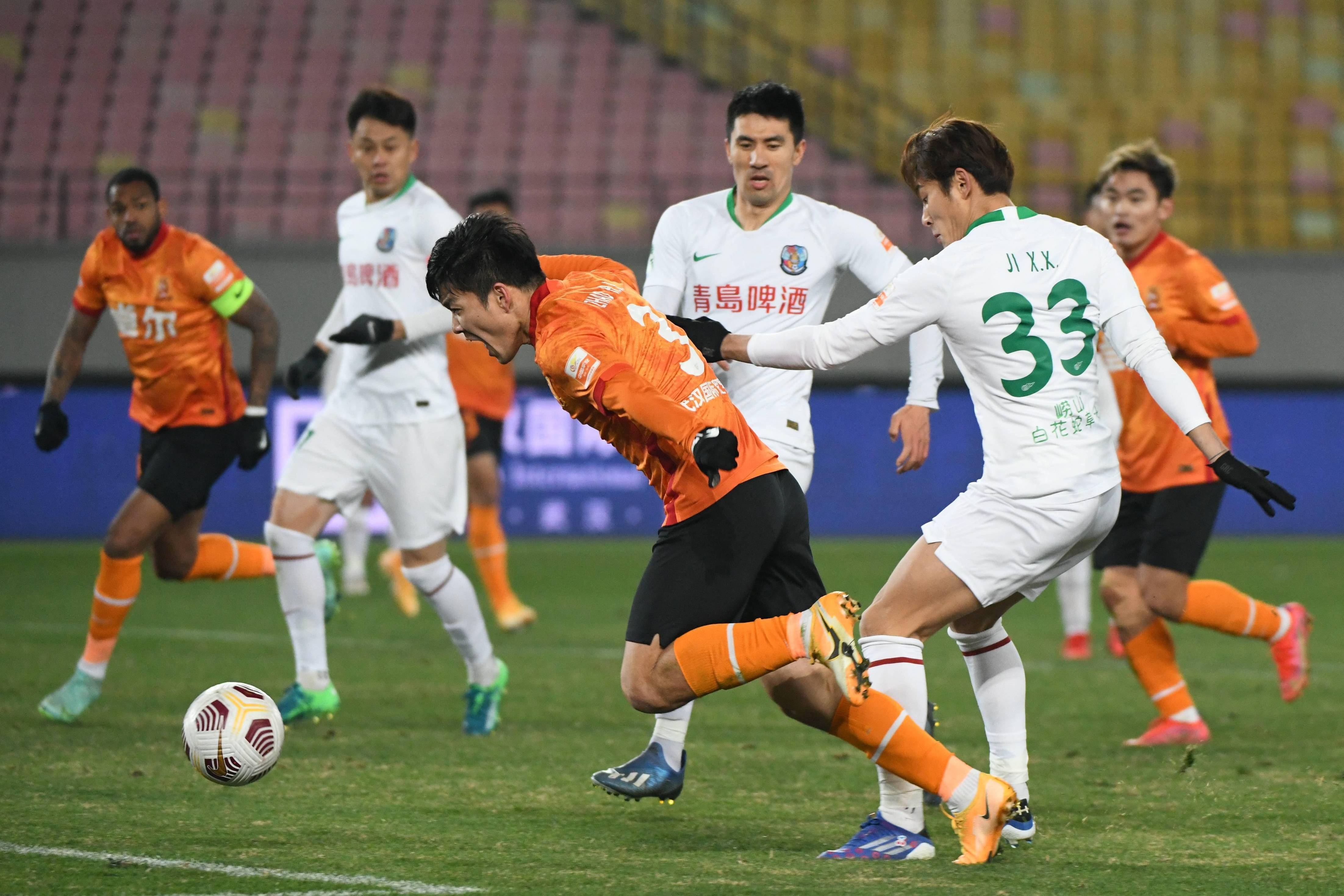 关于上海申花发布备战花絮，今夜临场应变，意大利杯任务艰巨，控场能力受关注的信息