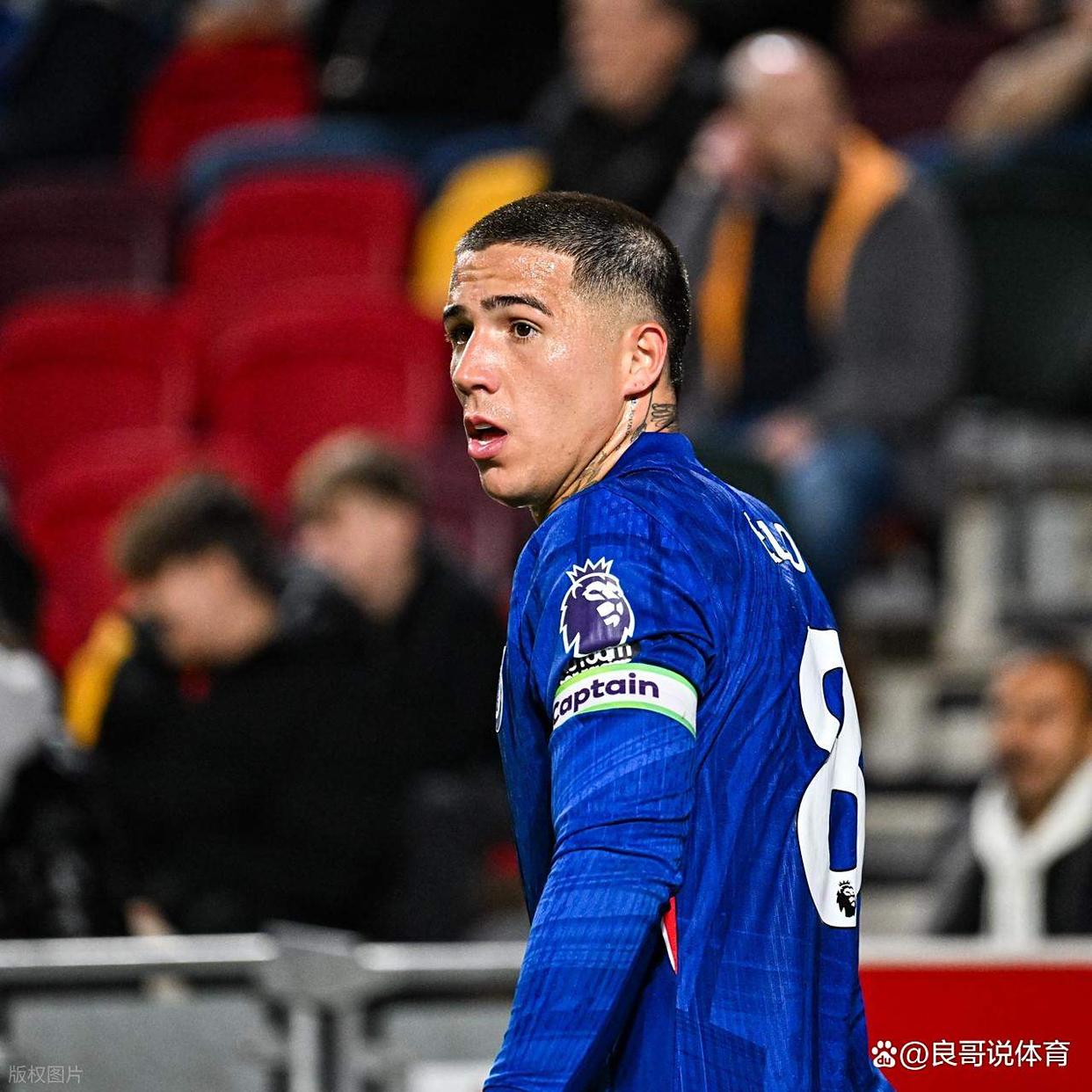 关于底特律活塞围绕英超回应争议洛杉矶湖人队长鼓劲备战全明星赛，媒体一致点评：今晨密尔沃基雄鹿备战NBA常规赛的信息